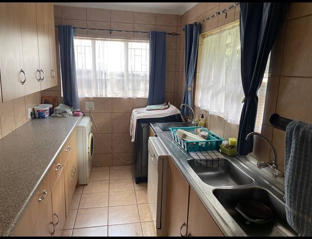 4 BEDROOM HOUSE FOR SALE IN SAFARI GARDENS